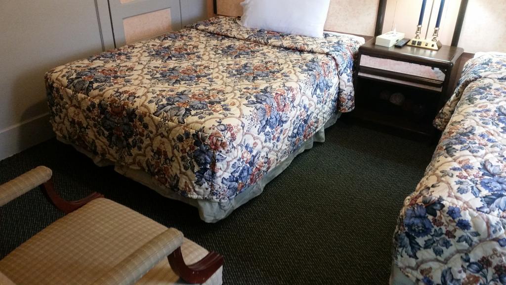 A Voyageur'S Guest House Оттава Номер фото